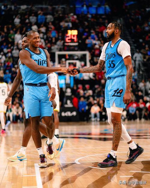 赛地聚焦——英超清晨热度飙升；洛杉矶快船刷新队史纪录；管理层满意；阵容厚度经受考验的简单介绍安卓版