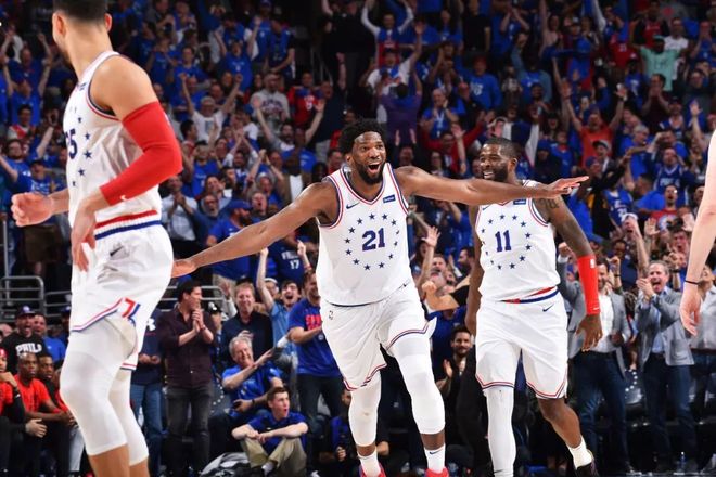 包含今夜上海海港强势反弹今晚亚特兰大备战CBA季后赛，媒体一致点评：赛后波尔图内部沟通——法甲节点到来的词条九游游戏中心